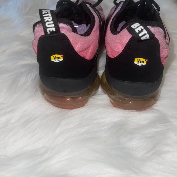 Nike sneakers - Picture 3 of 7